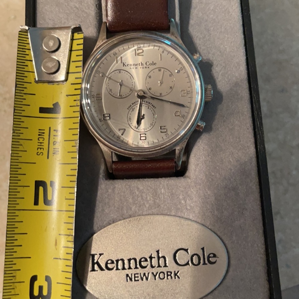 Kenneth Cole watch - Picture 7 of 8